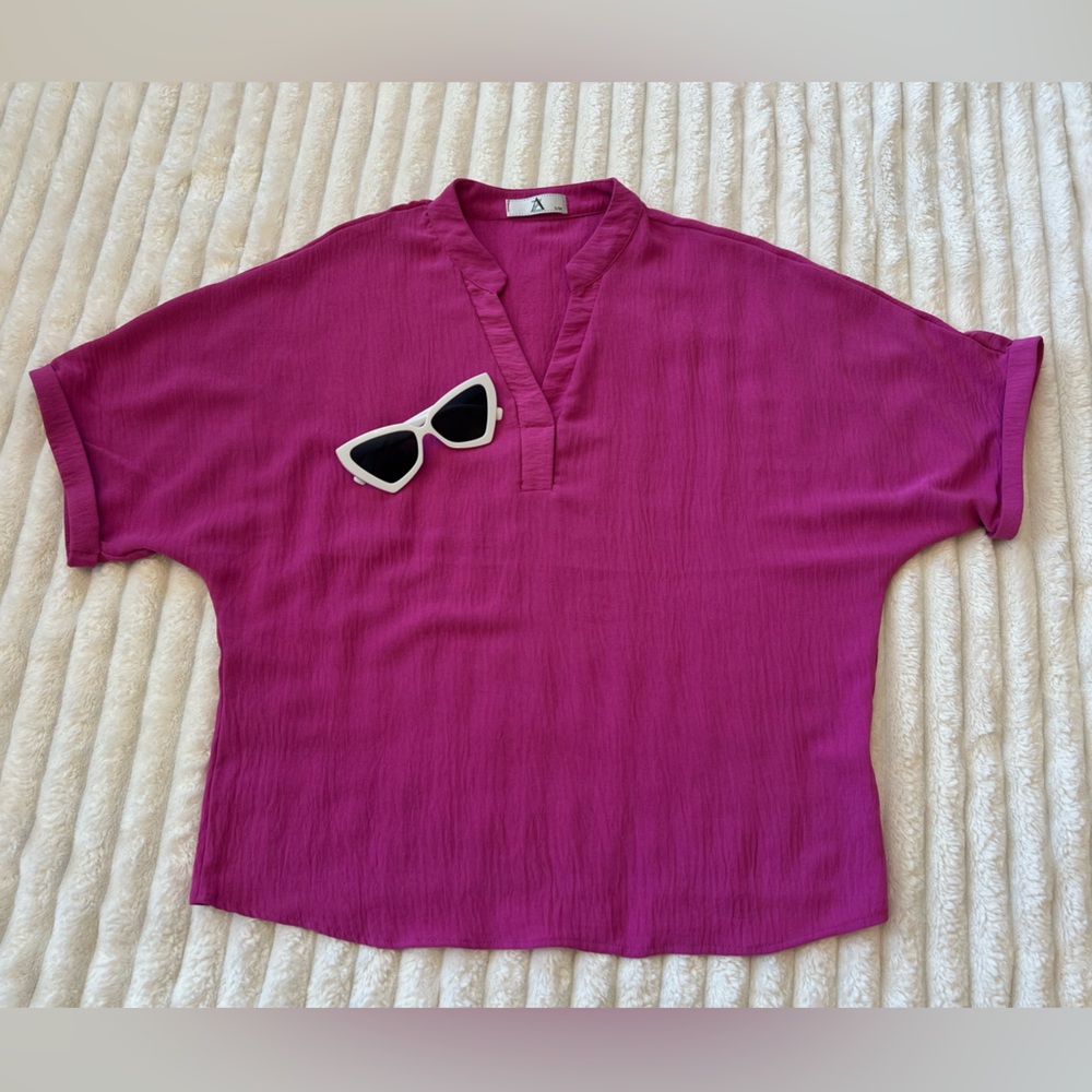 2 items for $19! Summer Fun Magenta Relax Fit Blouse Size M-L